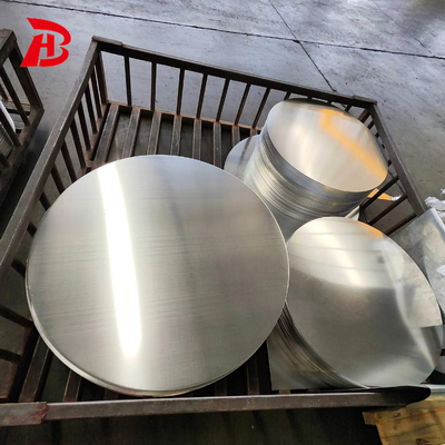 0.45- 6mm Độ dày 100-1300 đường kính Vàng nhôm Vòng tròn Cho nhiều sử dụng