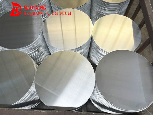 Bề mặt nhẵn Đĩa nhôm có độ phẳng cao Hợp kim 1050 1060 3003, dày 0,3–6 mm, Trống nhôm kích thước tùy chỉnh cho vỏ đèn & chậu