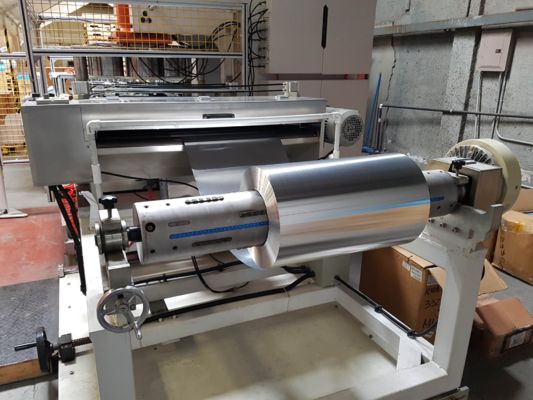 1- Thích hợp cho các hộp đồ ăn bằng nhôm cấp thực phẩm trong ngành công nghiệp phục vụ ăn uống, dịch vụ tùy chỉnh, với hơn mười năm hỗ trợ nhà máy chuyên nghiệp