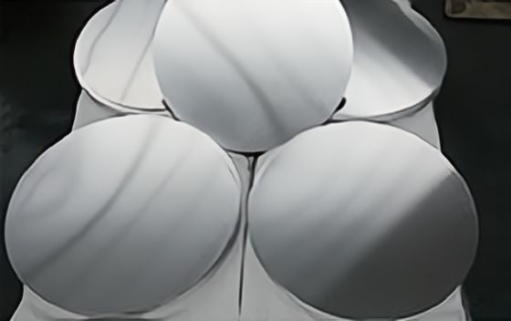 PRECISION ENGINEERED ALUMINIUM DISCS CIRCLES WITH WIDE DIAMETER AND THICKNESS RANGE OFFERING EXCELLENT SURFACE FOR INDUSTRIAL