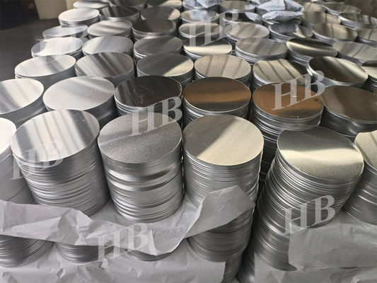 Bề mặt nhẵn Đĩa nhôm có độ phẳng cao Hợp kim 1050 1060 3003, dày 0,3–6 mm, Trống nhôm kích thước tùy chỉnh cho vỏ đèn & chậu