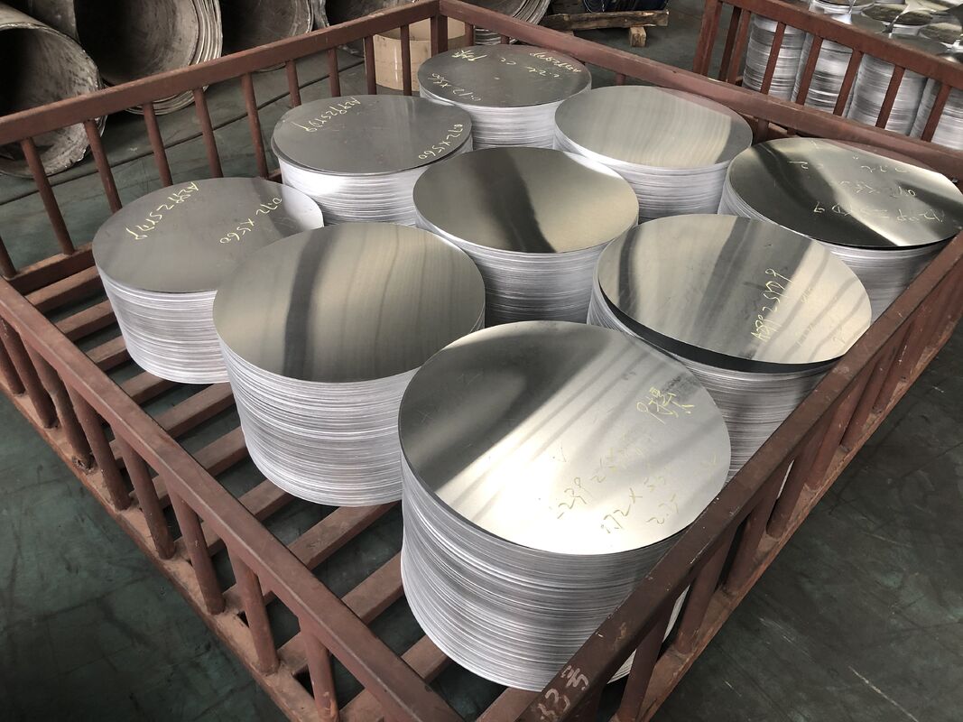 Đĩa và vòng tròn nhôm tùy chỉnh cho đồ dùng bếp cao cấp với đường kính 80-1600mm và độ dày 0,3-6mm